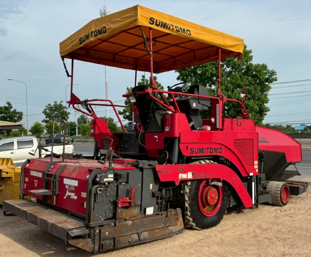 ขายรถปูยาง SUMITOMO HA60W-7 (ขนาด 6 เมตร) ปี 2010 พร้อมใช้ มีVDOการทำงานครับ