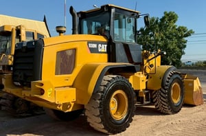 ขายรถตักล้อยาง CAT 930M ปี 2018 นำเข้าจากญี่ปุ่น พร้อมใช้ มีVDOการทำงานครับ