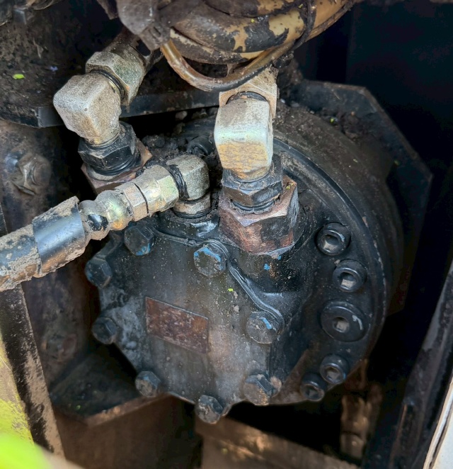 ขายรถปูยาง NIIGATA NF30CVDM (ขนาด 3 เมตร) นำเข้าจากญี่ปุ่น พร้อมใช้ มีVDOการทำงานครับ ขายรถปูยาง NIIGATA NF30CVDM (ขนาด 3 เมตร) นำเข้าจากญี่ปุ่น พร้อมใช้ มีVDOการทำงานครับ