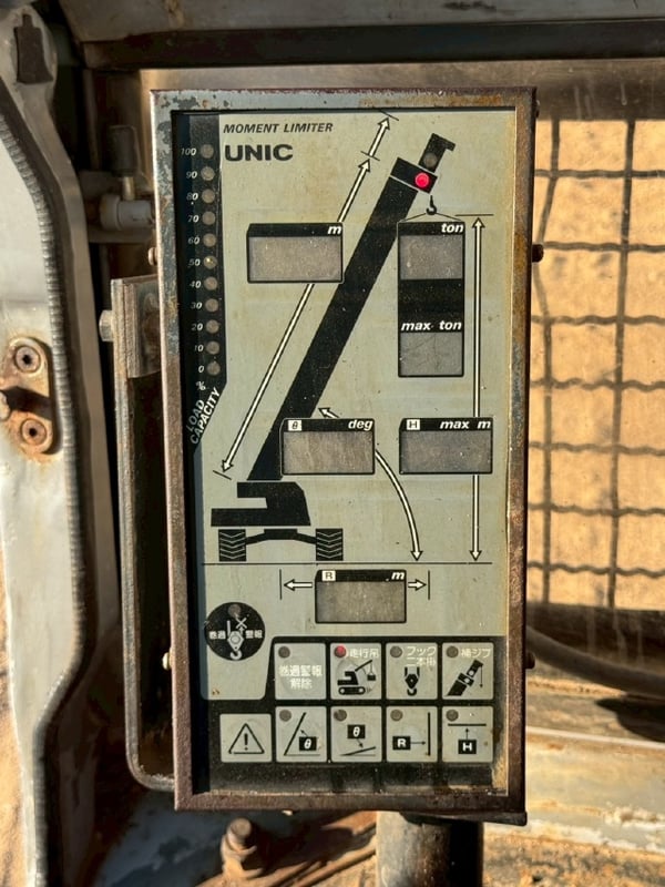 ขายรถเครน HITACHI EX60T-2 (ขนาด 4.9 ตัน) นำเข้าจากญี่ปุ่น พร้อมใช้ มีVDOการทำงานครับ