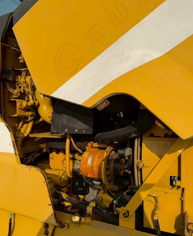 ขายรถเกรด KOMATSU GD355A-3 นำเข้าจากญี่ปุ่น พร้อมใช้ มีVDOการทำงานครับ