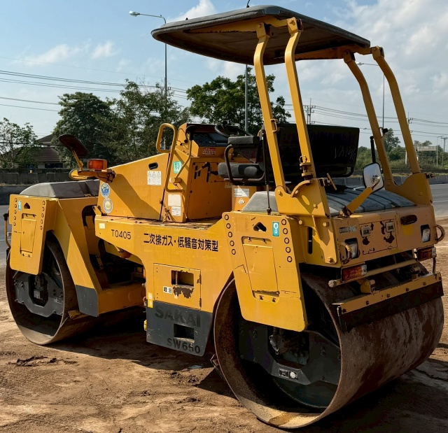 ขายรถบด SAKAI SW650 ปี 2003 นำเข้าจากญี่ปุ่น พร้อมใช้ มีVDOการทำงานครับ