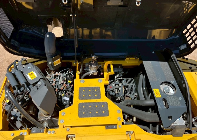 ขายรถขุด KOMATSU PC120-11 ปี 2018 นำเข้าจากญี่ปุ่น พร้อมใช้ มีVDOการทำงานครับ
