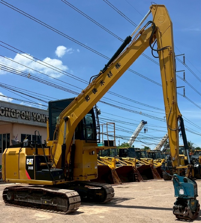 ขายรถขุด CAT 312E ปี 2013 หัวคีบไม้ นำเข้าจากญี่ปุ่น พร้อมใช้ มีVDOการทำงานครับ