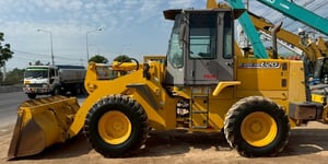 ขายรถตักล้อยาง TCM L20-3 ปี 2004 นำเข้าจากญี่ปุ่น พร้อมใช้ มีVDOการทำงานครับ