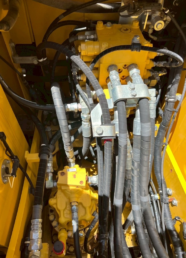 ขายรถขุด KOMATSU PC120-11 ปี 2018 นำเข้าจากญี่ปุ่น พร้อมใช้ มีVDOการทำงานครับ