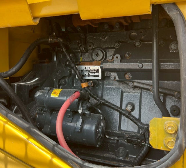 ขายรถตักล้อยาง KOMATSU WA500-3นำเข้าจากญี่ปุ่น พร้อมใช้ มีVDOการทำงานครับ