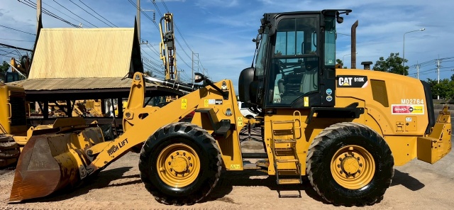 ขายรถตักล้อยาง CAT 910K ปี 2015 แขนยาวพิเศษ พร้อมใช้ มีVDOการทำงานครับ