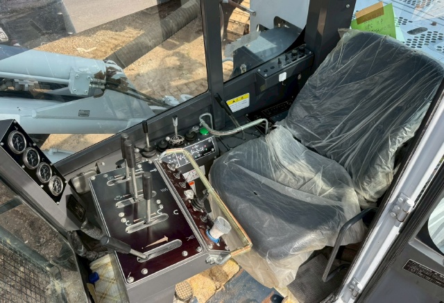 ขายรถเจาะ FURUKAWA HCR900-DSV ปี 2018 นำเข้าจากญี่ปุ่น พร้อมใช้ มีVDOการทำงานครับ ขายรถเจาะ FURUKAWA HCR900-DSV ปี 2018 นำเข้าจากญี่ปุ่น พร้อมใช้ มีVDOการทำงานครับ