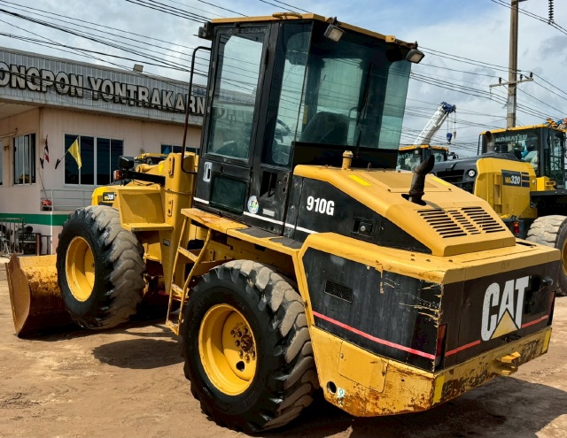ขายรถตักล้อยาง CAT 910G พร้อมใช้ มีVDOการทำงานครับ