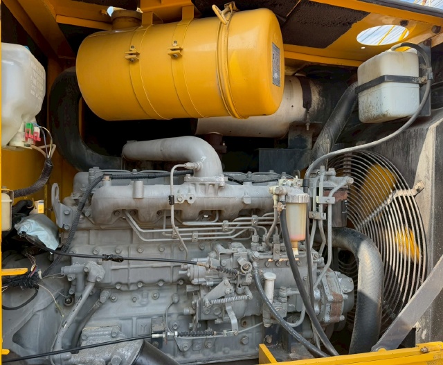 ขายรถตักล้อยาง TCM L20-3 ปี 2004 นำเข้าจากญี่ปุ่น พร้อมใช้ มีVDOการทำงานครับ