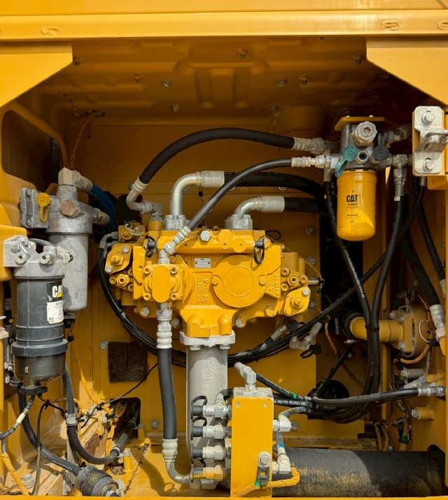 ขายรถขุด CAT 320E ปี 2015 นำเข้าจากญี่ปุ่น พร้อมใช้ มีVDOการทำงานครับ ขายรถขุด CAT 320E ปี 2015 นำเข้าจากญี่ปุ่น พร้อมใช้ มีVDOการทำงานครับ