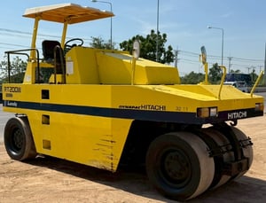 ขายรถบด HITACHI RT200W-C นำเข้าจากญี่ปุ่น พร้อมใช้ มีVDOการทำงานครับ ขายรถบด HITACHI RT200W-C นำเข้าจากญี่ปุ่น พร้อมใช้ มีVDOการทำงานครับ