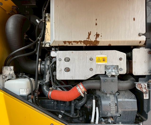 ขายรถตักล้อยาง KOMATSU WA320-8 ปี 2020 นำเข้าจากญี่ปุ่น พร้อมใช้ มีVDOการทำงานครับ