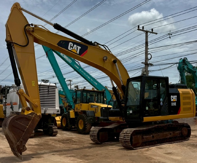 ขายรถขุด CAT 320E ปี 2017 นำเข้าจากญี่ปุ่น พร้อมใช้ มีVDOการทำงานครับ