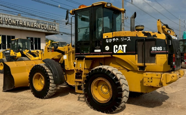 ขายรถตักล้อยาง CAT 924G แขนยาวพิเศษ นำเข้าจากญี่ปุ่น พร้อมใช้ มีVDOการทำงานครับ