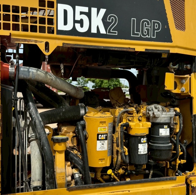 ขายรถดันดิน CAT D5K2 ปี 2013 พร้อมใช้ มีVDOการทำงานครับ