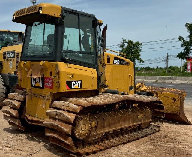 ขายรถดันดิน CAT D5K2 ปี 2013 พร้อมใช้ มีVDOการทำงานครับ