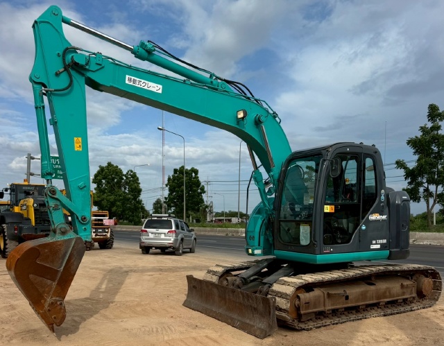 ขายรถขุด KOBELCO SK135SR-2 ปี 2012 นำเข้าจากญี่ปุ่น พร้อมใช้ มีVDOการทำงานครับ