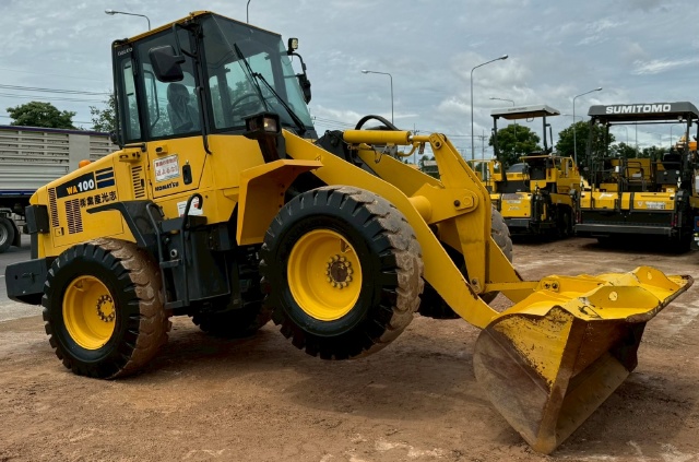 ขายรถตักล้อยาง KOMATSU WA100-5 นำเข้าจากญี่ปุ่น พร้อมใช้ มีVDOการทำงานครับ