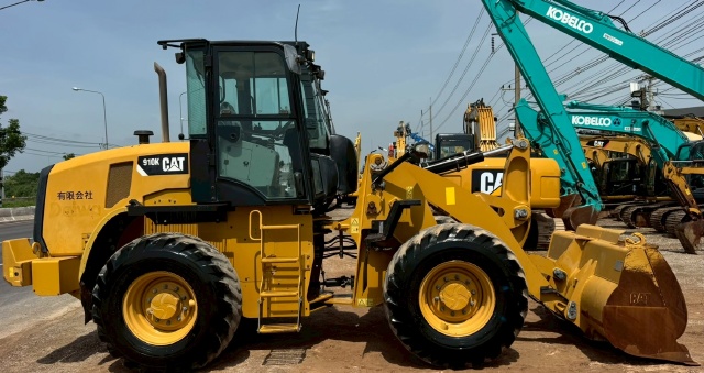 ขายรถตักล้อยาง CAT 910K ปี 2015 พร้อมใช้ มีVDOการทำงานครับ