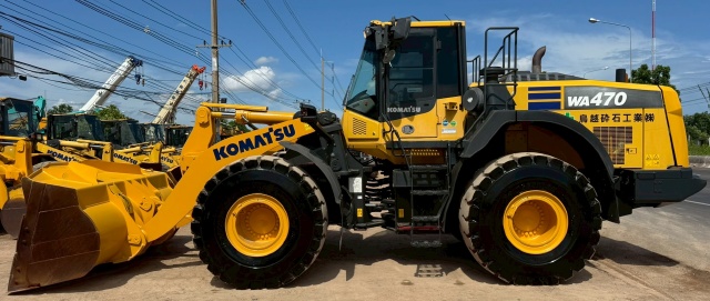 ขายรถตักล้อยาง KOMATSU WA470-8 ปี 2017 นำเข้าจากญี่ปุ่น พร้อมใช้ มีVDOการทำงานครับ