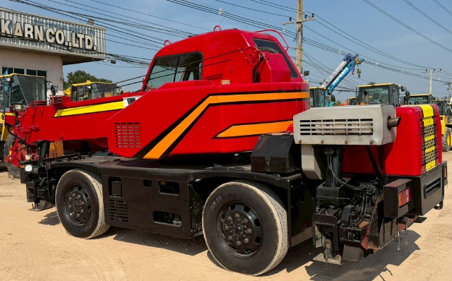 ขายรถเครน TADANO GR100N-1 (ขนาด 10 ตัน) ปี 2006 นำเข้าจากญี่ปุ่น พร้อมใช้ มีVDOการทำงานครับ