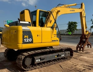 ขายรถขุด KOMATSU PC120-8 หัวคีบ นำเข้าจากญี่ปุ่น พร้อมใช้ มีVDOการทำงานครับ ขายรถขุด KOMATSU PC120-8 หัวคีบ นำเข้าจากญี่ปุ่น พร้อมใช้ มีVDOการทำงานครับ