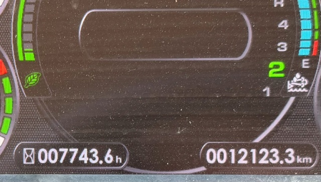 ขายรถตักล้อยาง KOMATSU WA100-8 ปี 2018 นำเข้าจากญี่ปุ่น พร้อมใช้ มีVDOการทำงานครับ