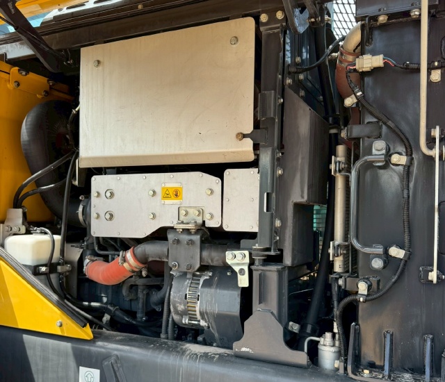 ขายรถตักล้อยาง KOMATSU WA320-8 ปี 2019 พร้อมใช้ มีVDOการทำงานครับ