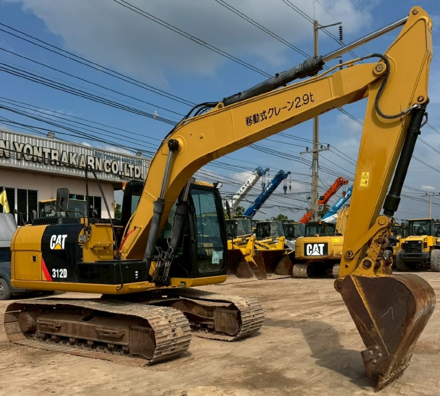 ขายรถขุด CAT 312D ปี 2013 นำเข้าจากญี่ปุ่น พร้อมใช้ มีVDOการทำงานครับ