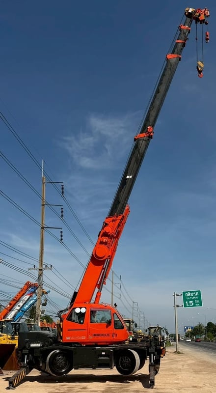 ขายรถเครน TADANO GR120N-1 (ขนาด 12 ตัน) ปี 2005 นำเข้าจากญี่ปุ่น พร้อมใช้ มีVDOการทำงานครับ