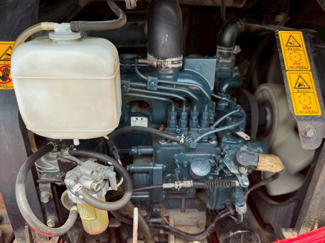 ขายรถขุด KUBOTA U40-3 ปี 2005 นำเข้าจากญี่ปุ่น พร้อมใช้ มีVDOการทำงานครับ