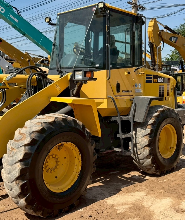 ขายรถตักล้อยาง KOMATSU WA150-5 นำเข้าจากญี่ปุ่น พร้อมใช้ มีVDOการทำงานครับ