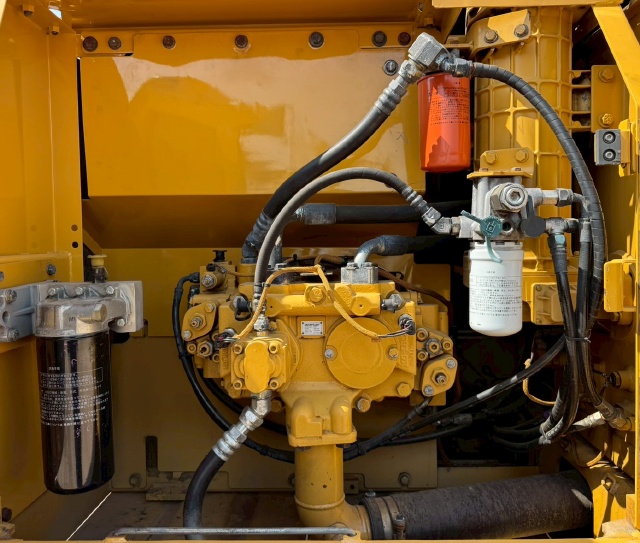 ขายรถขุด CAT 320DL ปี 2012 บูมยาว 16 เมตร นำเข้าจากญี่ปุ่น พร้อมใช้ มีVDOการทำงานครับ