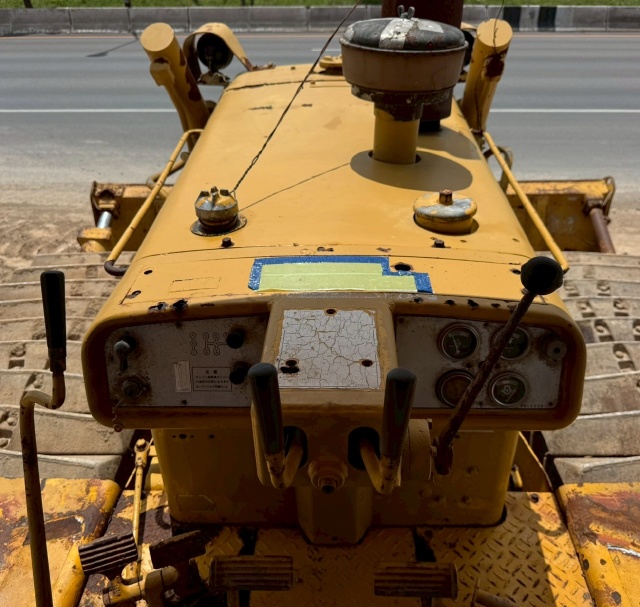ขายรถดันดิน CAT D5 พร้อมใช้ มีVDOการทำงานครับ