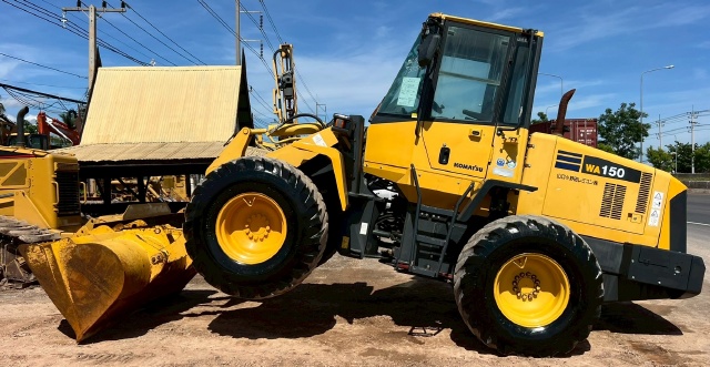 ขายรถตักล้อยาง KOMATSU WA150-5 พร้อมใช้ มีVDOการทำงานครับ