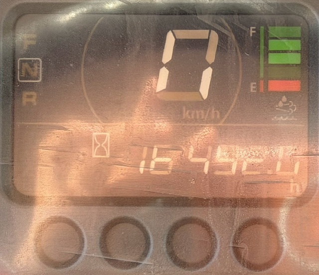 ขายรถตักล้อยาง HITACHI ZW140-6 ปี 2020 นำเข้าจากญี่ปุ่น พร้อมใช้ มีVDOการทำงานครับ