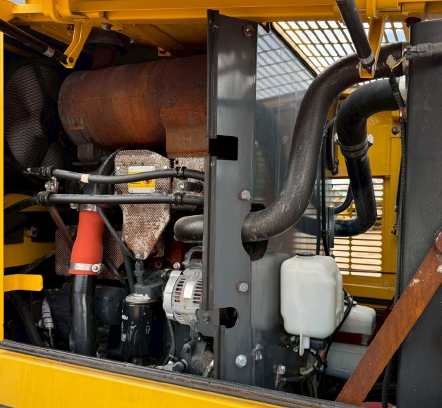 ขายรถตักล้อยาง KOMATSU WA150-5 พร้อมใช้ มีVDOการทำงานครับ