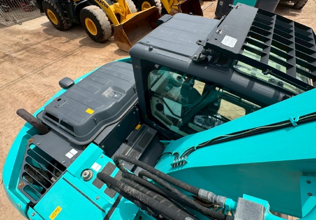ขายรถขุด KOBELCO SK135SR-3 ปี 2017 นำเข้าจากญี่ปุ่น พร้อมใช้ มีVDOการทำงานครับ