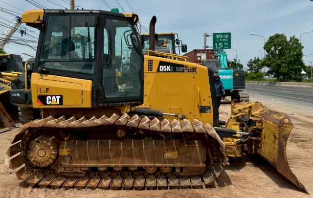 ขายรถดันดิน CAT D5K2 ปี 2013 พร้อมใช้ มีVDOการทำงานครับ ขายรถดันดิน CAT D5K2 ปี 2013 พร้อมใช้ มีVDOการทำงานครับ