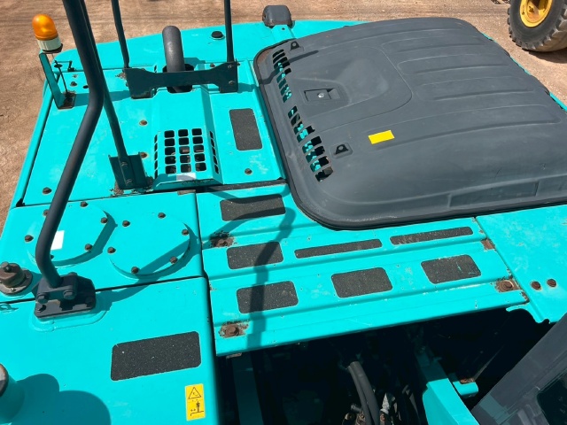 ขายรถขุด KOBELCO SK200 MARK 9 ปี 2015 พร้อมใช้ มีVDOการทำงานครับ