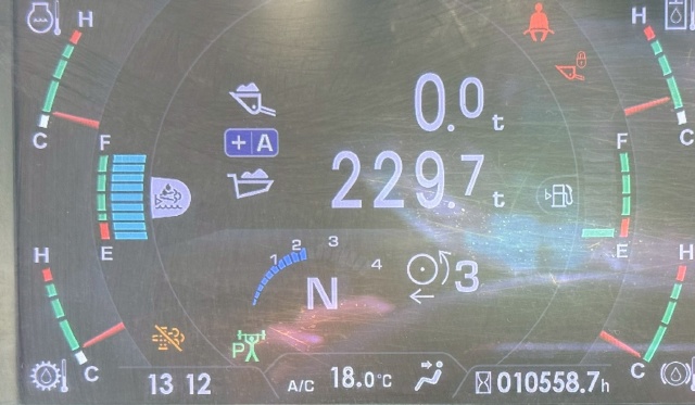 ขายรถตักล้อยาง KOMATSU WA470-10 ปี 2021 นำเข้าจากญี่ปุ่น พร้อมใช้ มีVDOการทำงานครับ ขายรถตักล้อยาง KOMATSU WA470-10 ปี 2021 นำเข้าจากญี่ปุ่น พร้อมใช้ มีVDOการทำงานครับ