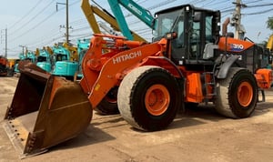 ขายรถตักล้อยาง HITACHI ZW310-6 ปี 2018 นำเข้าจากญี่ปุ่น พร้อมใช้ มีVDOการทำงานครับ