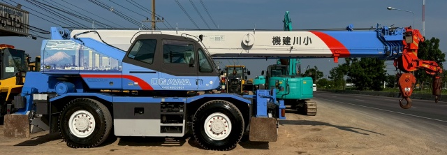 ขายรถเครน TADANO GR250N-1 (ขนาด 25 ตัน) ปี 2005 นำเข้าจากญี่ปุ่น พร้อมใช้ มีVDOการทำงานครับ ขายรถเครน TADANO GR250N-1 (ขนาด 25 ตัน) ปี 2005 นำเข้าจากญี่ปุ่น พร้อมใช้ มีVDOการทำงานครับ