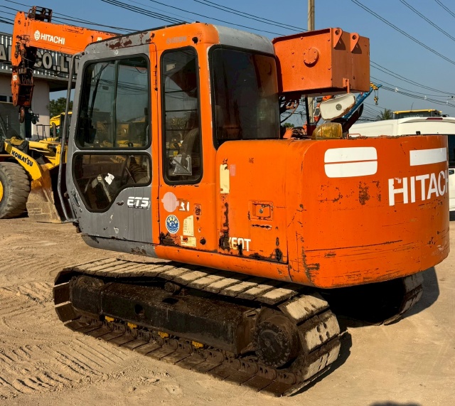 ขายรถเครน HITACHI EX60T-2 (ขนาด 4.9 ตัน) นำเข้าจากญี่ปุ่น พร้อมใช้ มีVDOการทำงานครับ