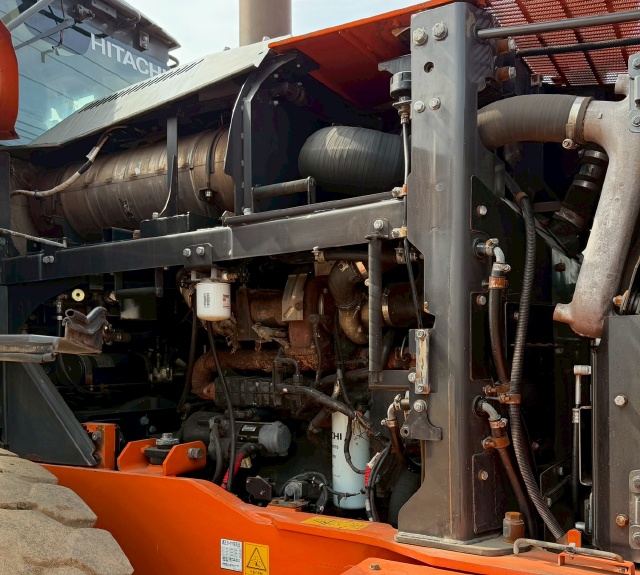 ขายรถตักล้อยาง HITACHI ZW310-6 ปี 2018 นำเข้าจากญี่ปุ่น พร้อมใช้ มีVDOการทำงานครับ