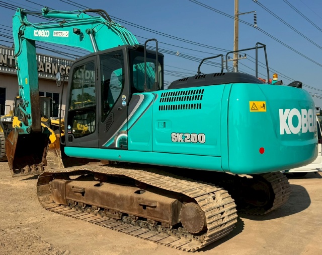 ขายรถขุด KOBELCO SK200 MARK 9 ปี 2015 นำเข้าจากญี่ปุ่น พร้อมใช้ มีVDOการทำงานครับ