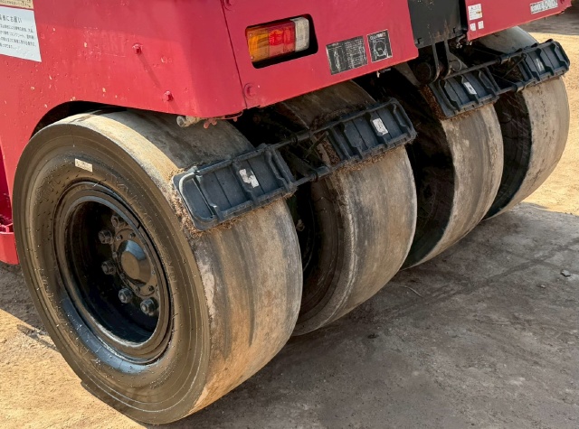 ขายรถบด SAKAI TZ701 ปี 2003 นำเข้าจากญี่ปุ่น พร้อมใช้ มีVDOการทำงานครับ