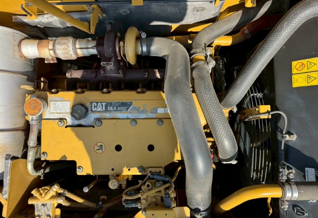 ขายรถขุด CAT 320DL ปี 2012 บูมยาว 16 เมตร นำเข้าจากญี่ปุ่น พร้อมใช้ มีVDOการทำงานครับ